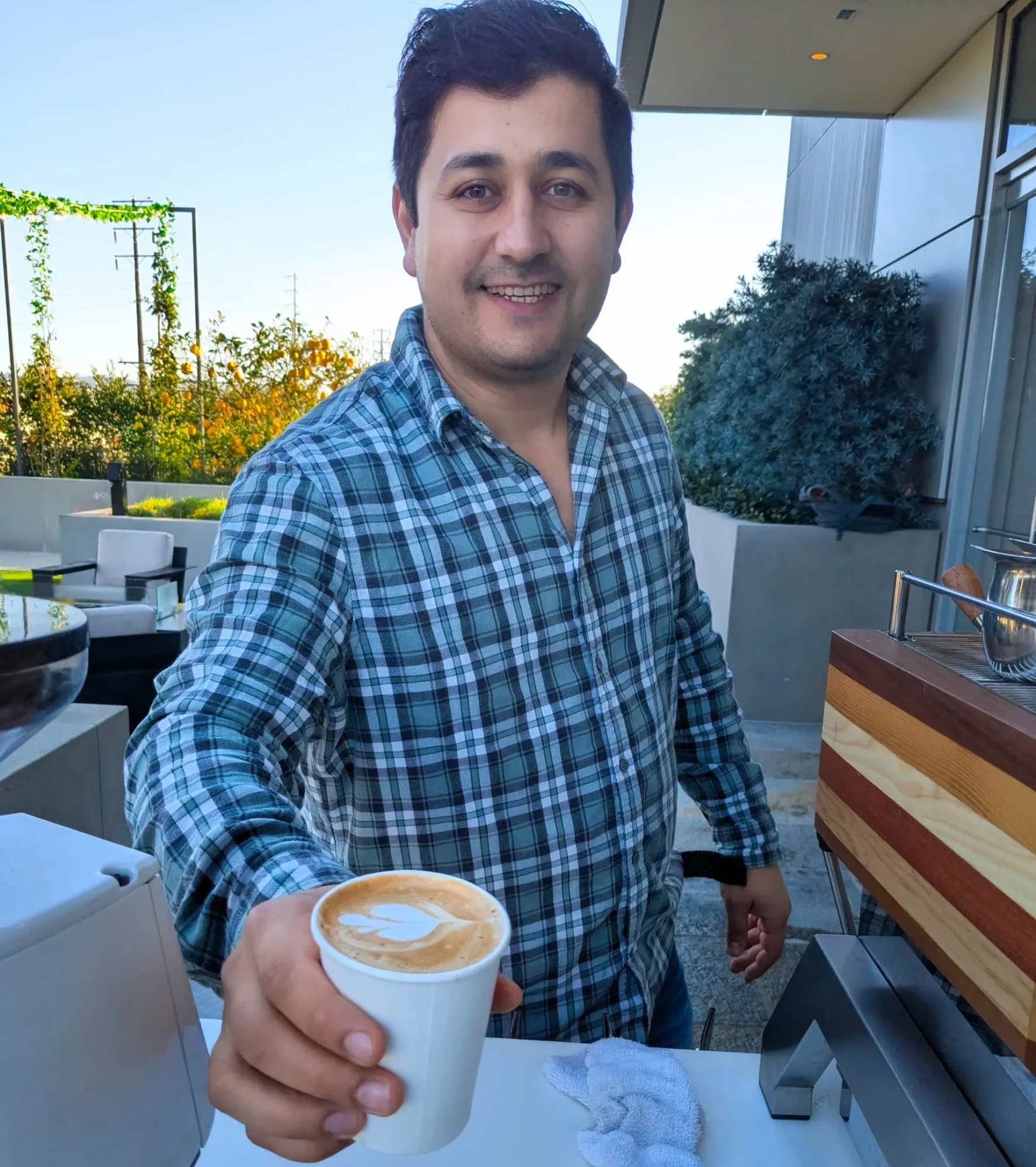 Barista-pouring-latte-art-for-a-custom-mobile-espresso-bar-menu Barista-pouring-latte-art-for-a-custom-mobile-espresso-bar-menu